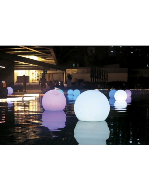 Location boule lumineuse pour décoration événements