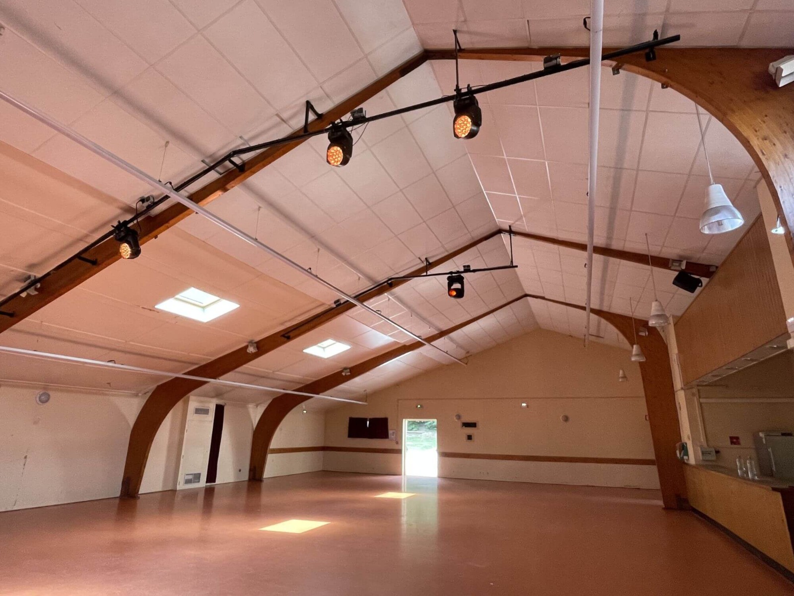 Salle des fêtes de Fontaine Saint Martin