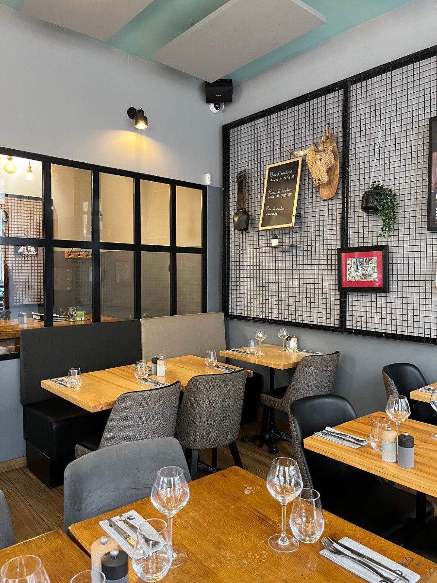 Enceintes professionnelles BOSE adaptées à la restauration