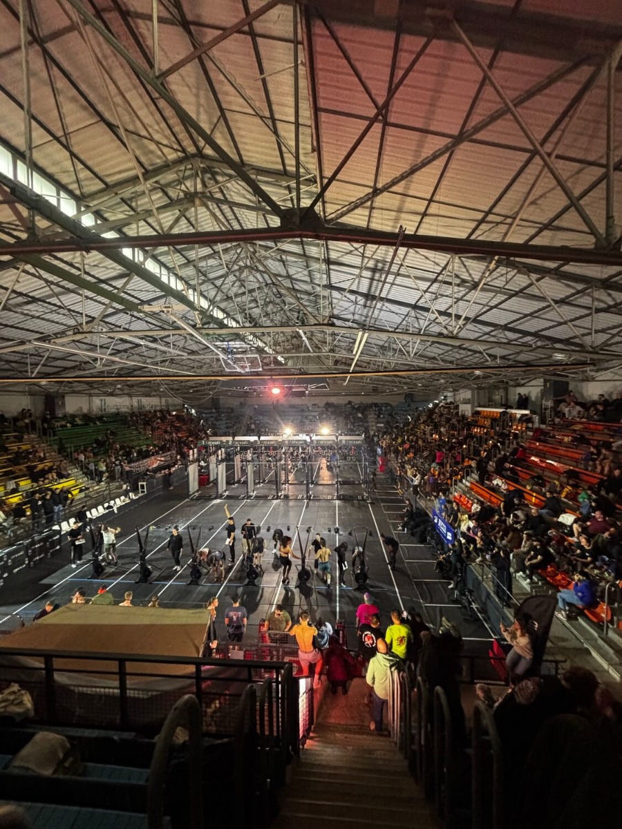 Vue d’ensemble du Lions Contest 2025 avec installation audiovisuelle ABLE events pour un événement sportif immersif.