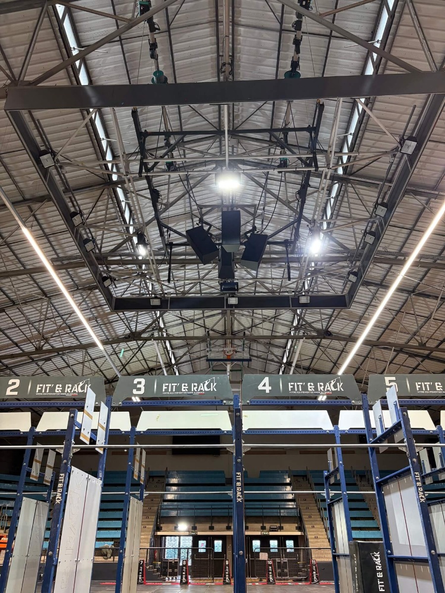 Prestation technique son et lumière avec nos nouveaux projecteurs QUASAR STARWAY