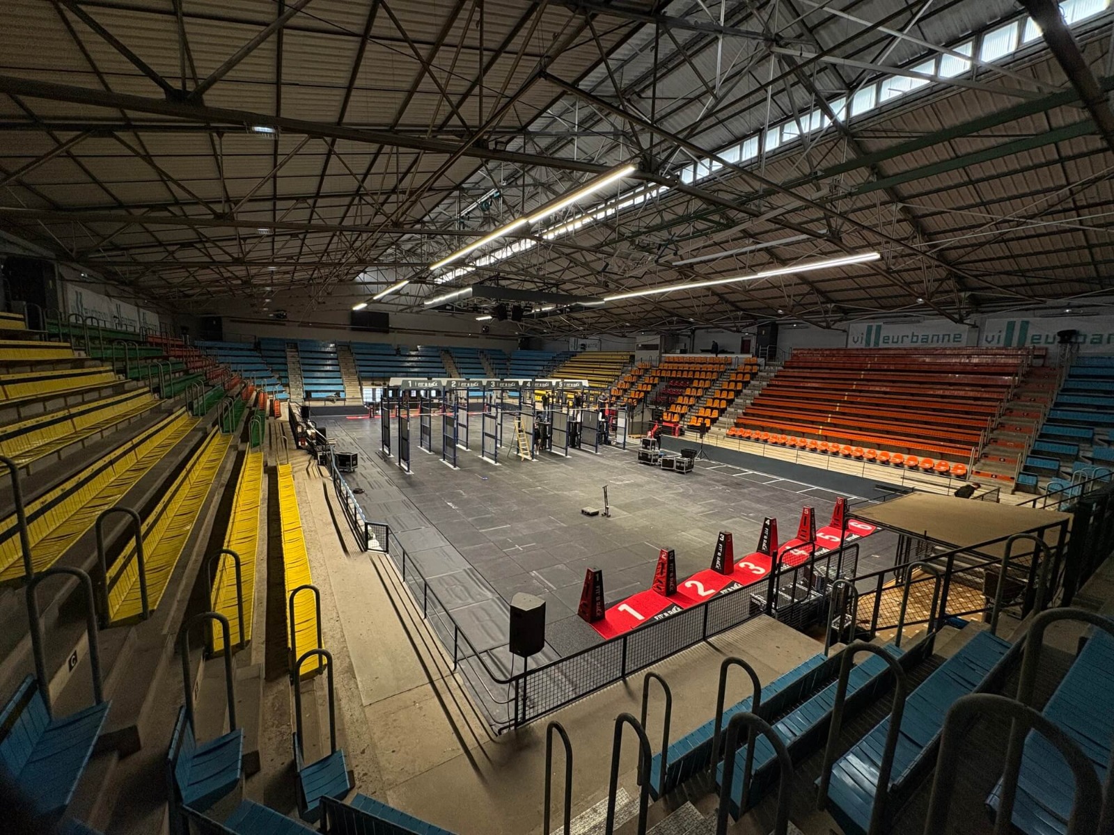 Public et tribunes du Lions Contest 2025 lors de la compétition de CrossFit.