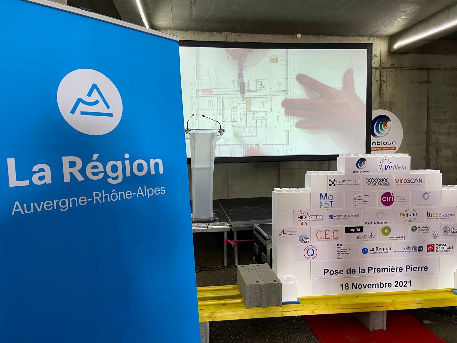 La Région Auvergne-Rhône-Alpes partenaire de Cynbiose lors de la pose de la première pierre à Marcy l'Etoile